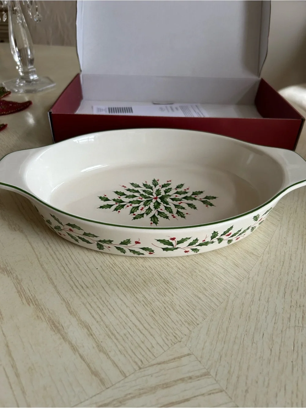 Lenox Holiday Oval Baker